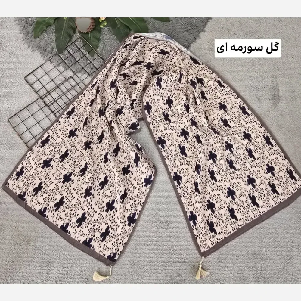 شال زنانه برشکا طرح گل گلی پلیسه قواره بزرگ ابعاد 175 در 75 سانتی متر