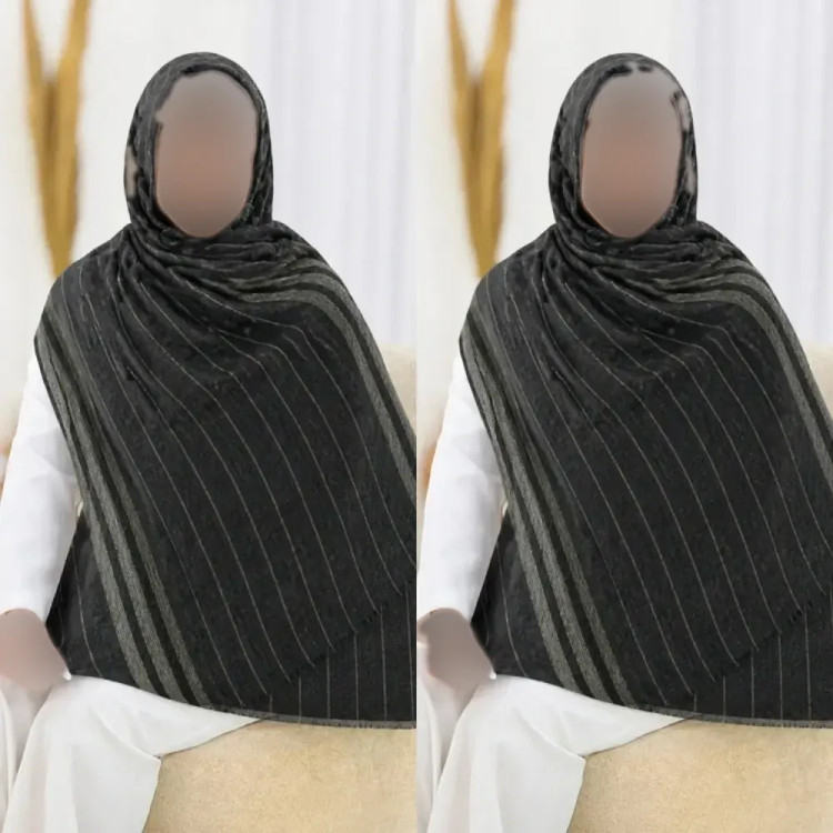 شال لمه مشکی طلایی مجلسی ابعاد 175 در 75 سانتیمتر جنس کنفی