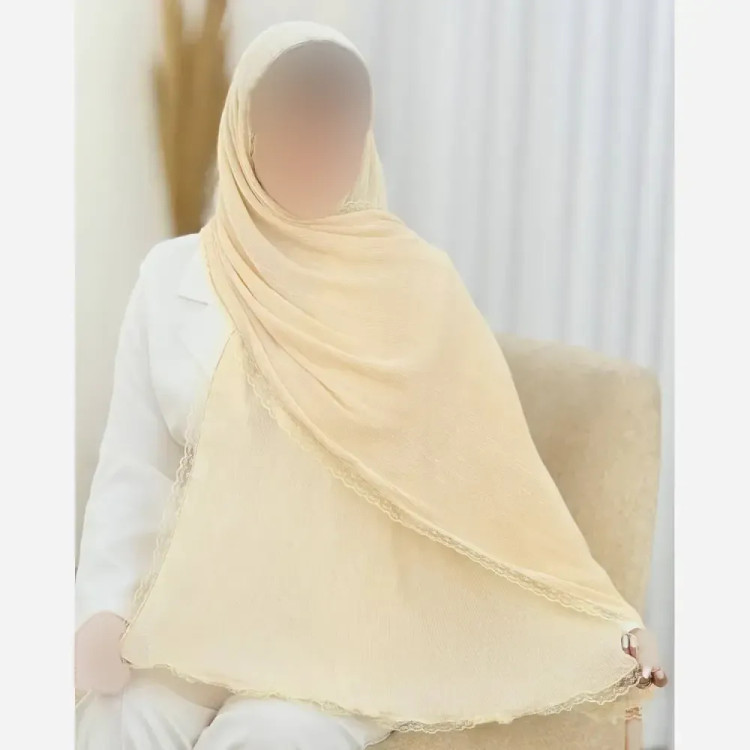شال پلیسه لبه توری مجلسی قواره بزرگ ابعاد 180 در 75 سانتیمتر