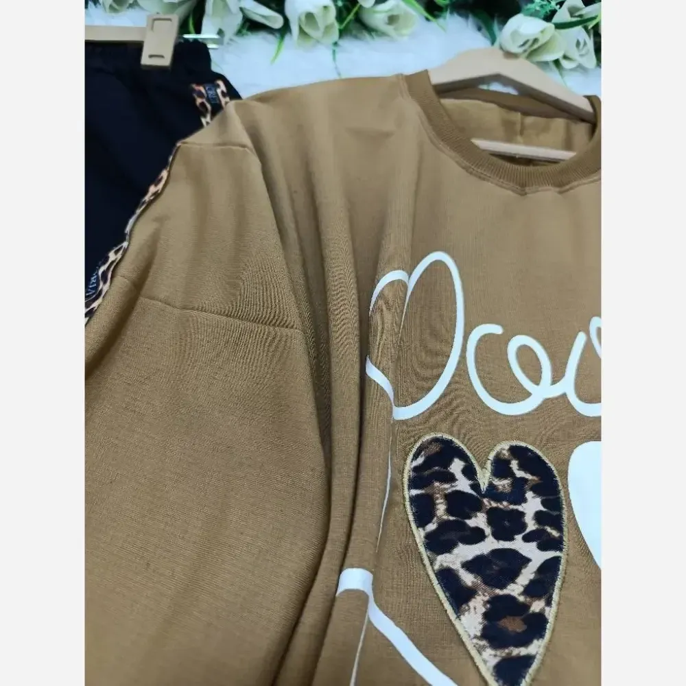 ست تیشرت و شلوار زنانه طرح پلنگی Love جنس گلکسی پنبه سایز فری 38 تا 48