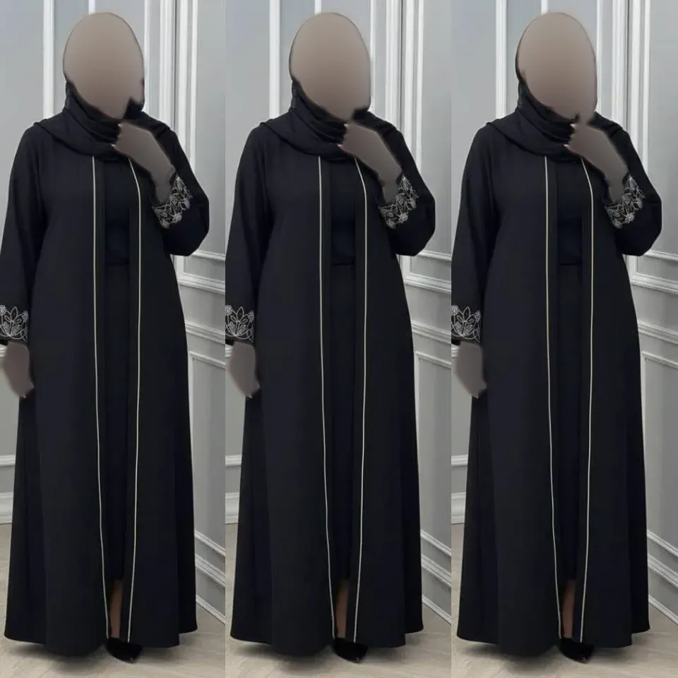 مانتو بلند مجلسی زنانه جنس مازراتی با آستین گلدوزی شده و قیطون دوزی مشکی فری سایز تا 50