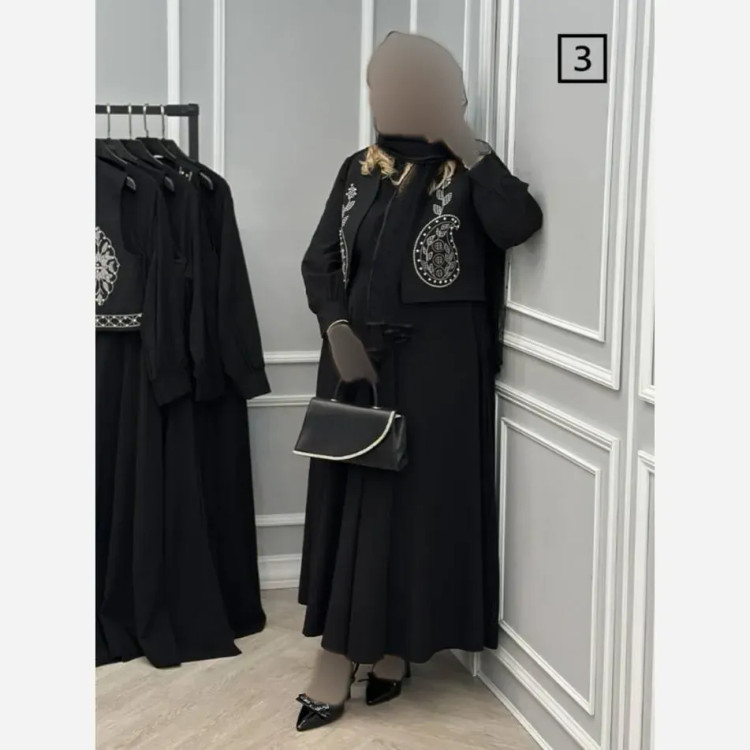 ست دوتیکه زنانه مدل ماریا شامل پیراهن بوگاتی و ژیله کرپ مازراتی گلدوزی شده فری سایز 38 تا 46