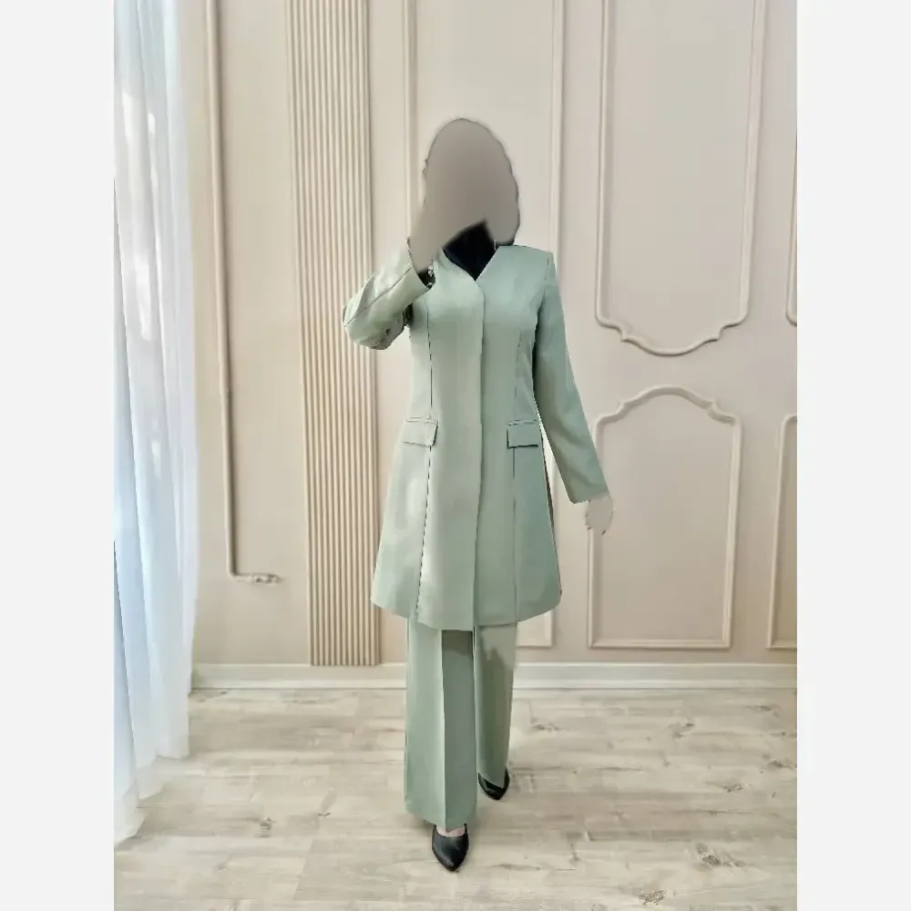 مانتو و شلوار اداری زنانه مدل مرجان جنس سوپر مازراتی با شلوار بوتکات