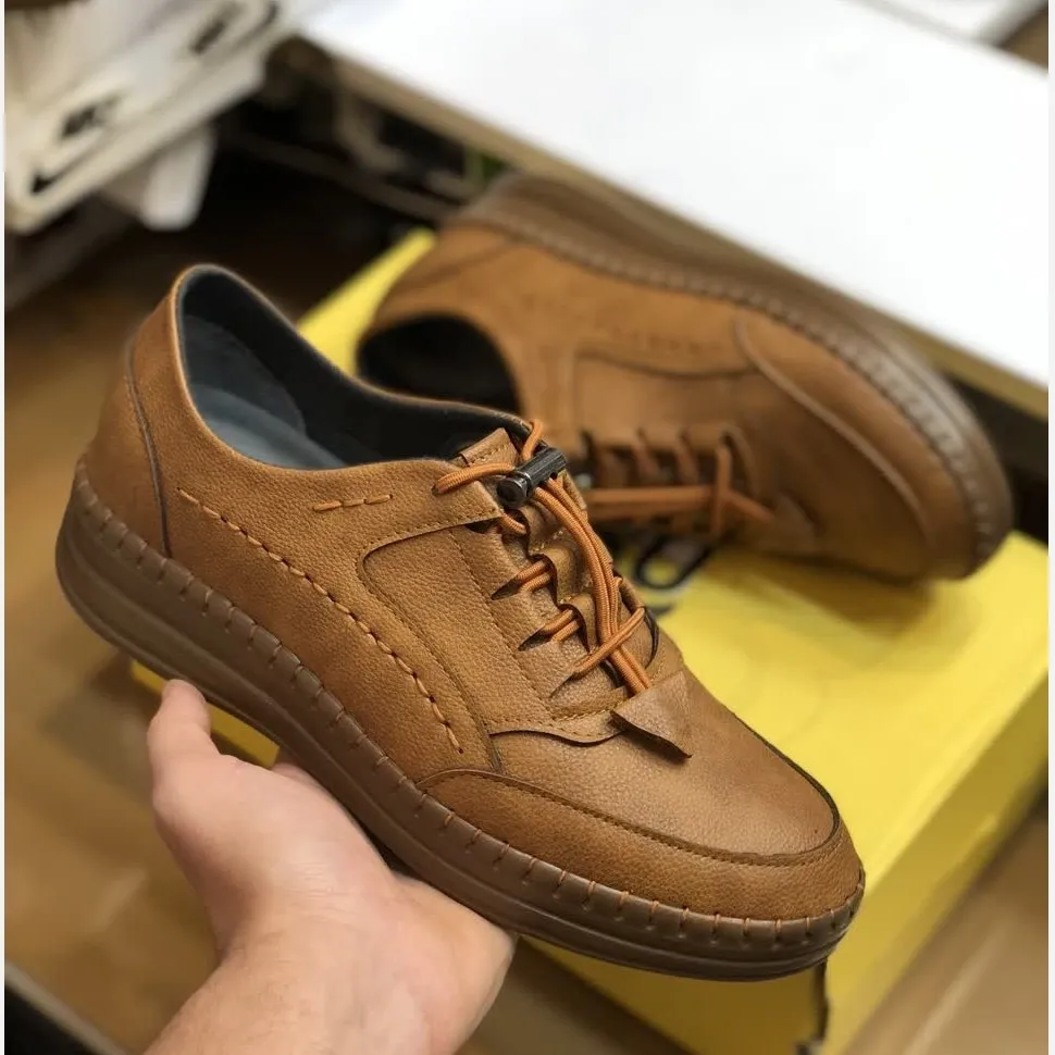 کفش طبی زنانه چرم مدل رویال رنگ عسلی روشن با کفی آناتومی و پد خارپاشنه
