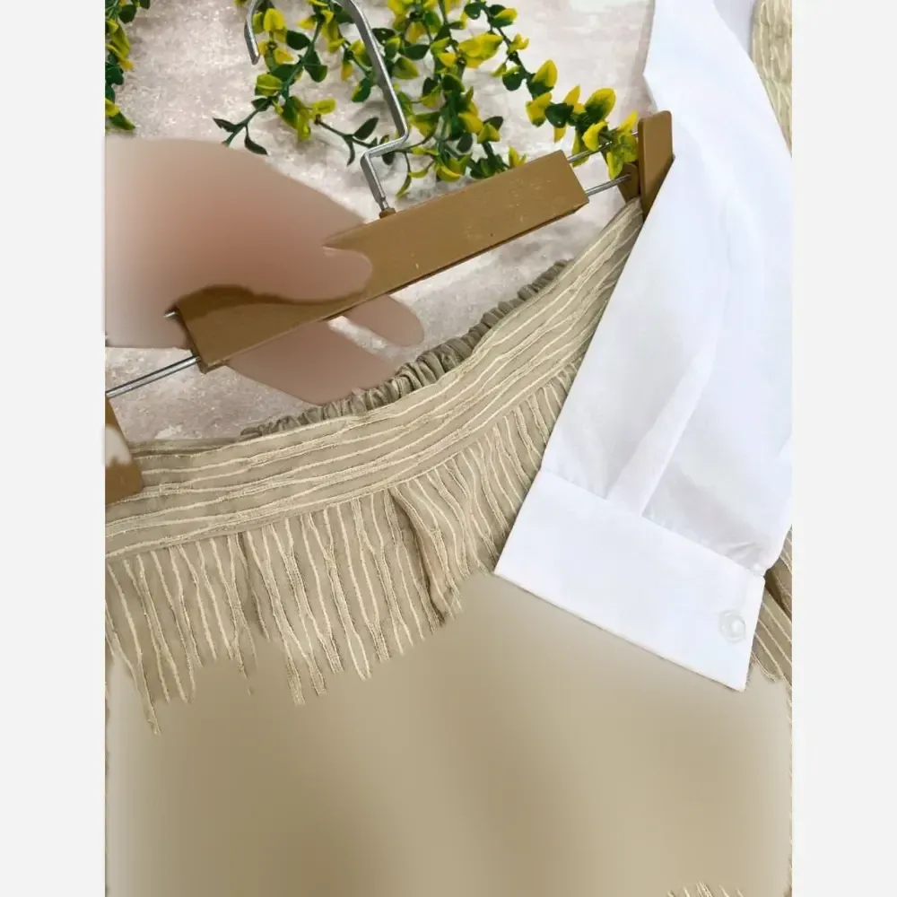 ست سه تیکه زنانه مدل جوانا جنس ژاکارد شاین دار و شومیز داکرون فری سایز