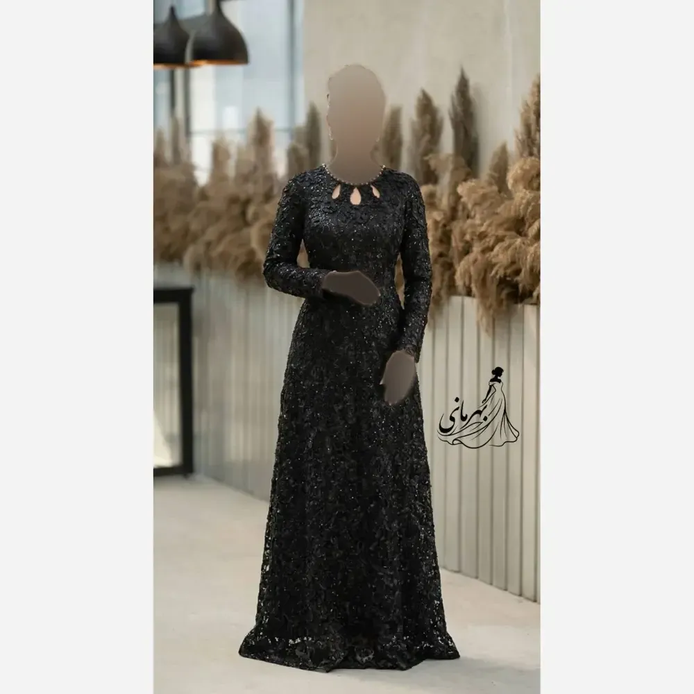 لباس مجلسی زنانه مدل تارا دانتل برتلی سنگدوزی شده کاپدار قد 155 سایزبندی 40 تا 50