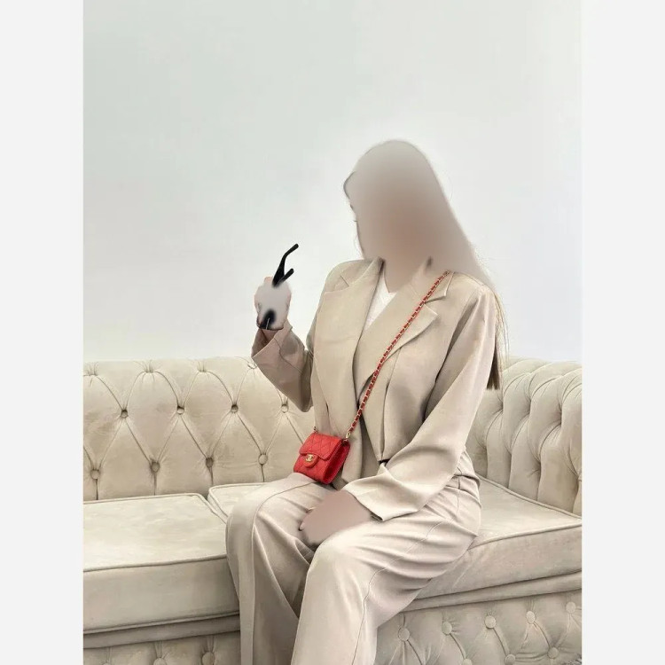 ست کت و شلوار زنانه مدل هرمس جنس بزیاق گرم بالا فری سایز