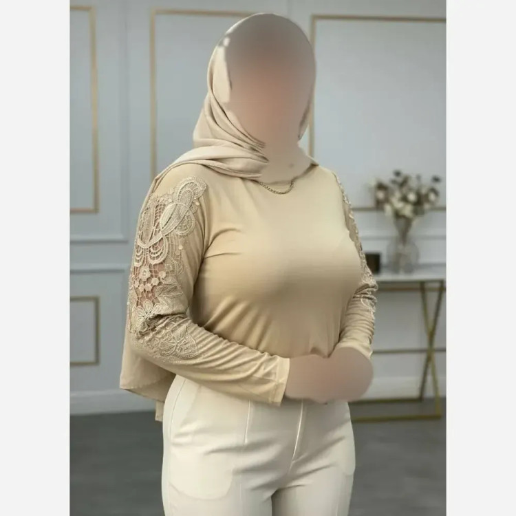 شومیز مجلسی گیپوری نگین دار مدل سوگل جنس ویسکوز فری سایز 40 تا 50