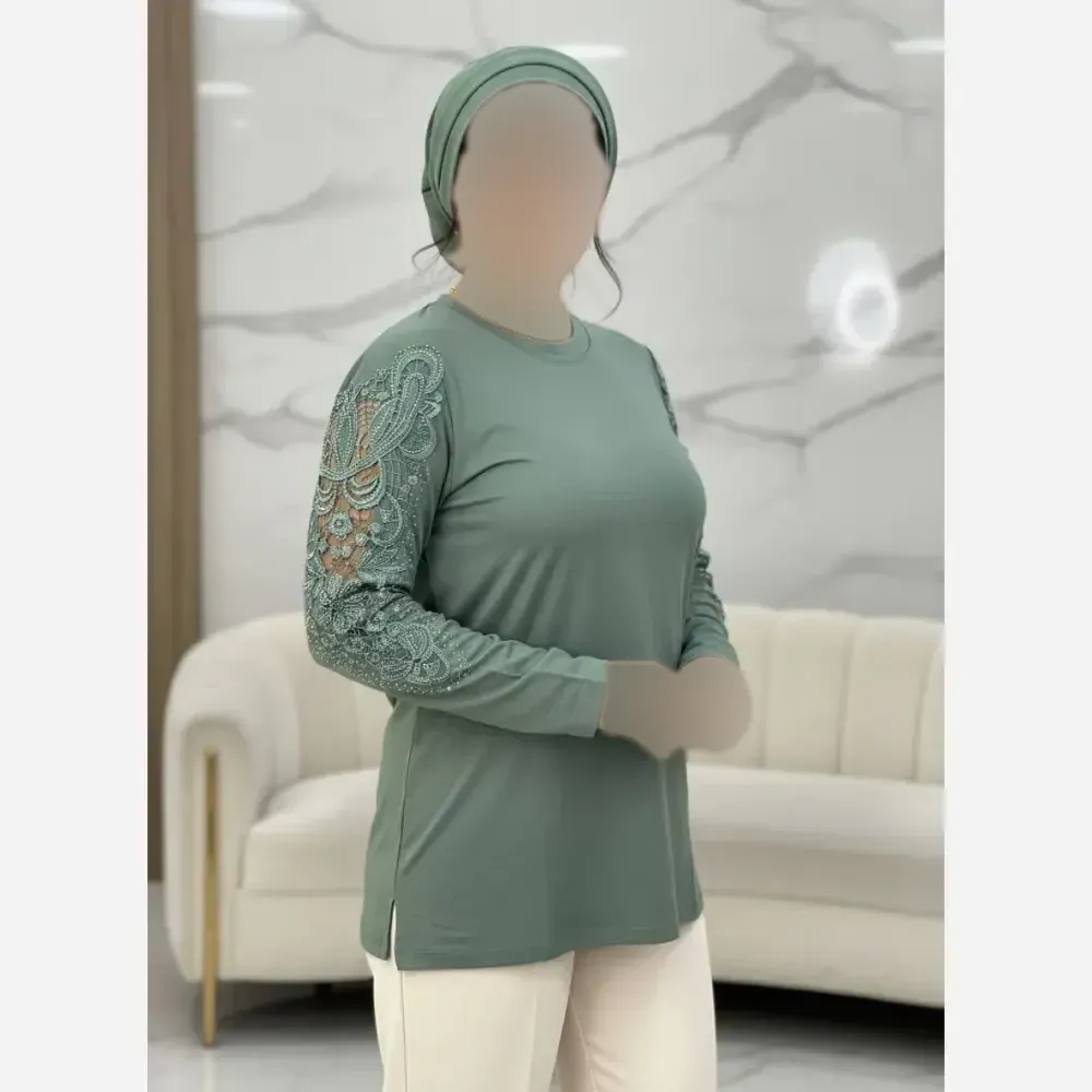 شومیز مجلسی گیپوری نگین دار مدل سوگل جنس ویسکوز فری سایز 40 تا 50