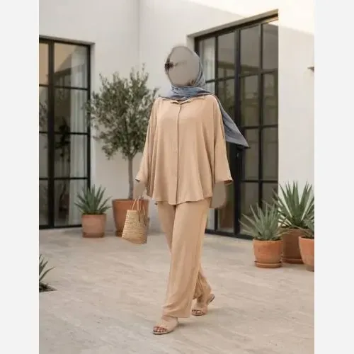 مانتو شلوار ست ابروبادی زنانه مدل ساتین کد 4802 سایز بزرگ تا 56