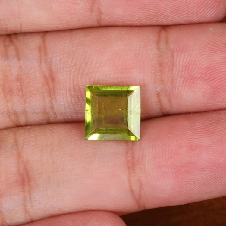 نگین زبرجد کد 29977