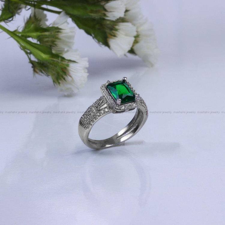 انگشتر زمرد سنتاتیک زنانه کد 10140