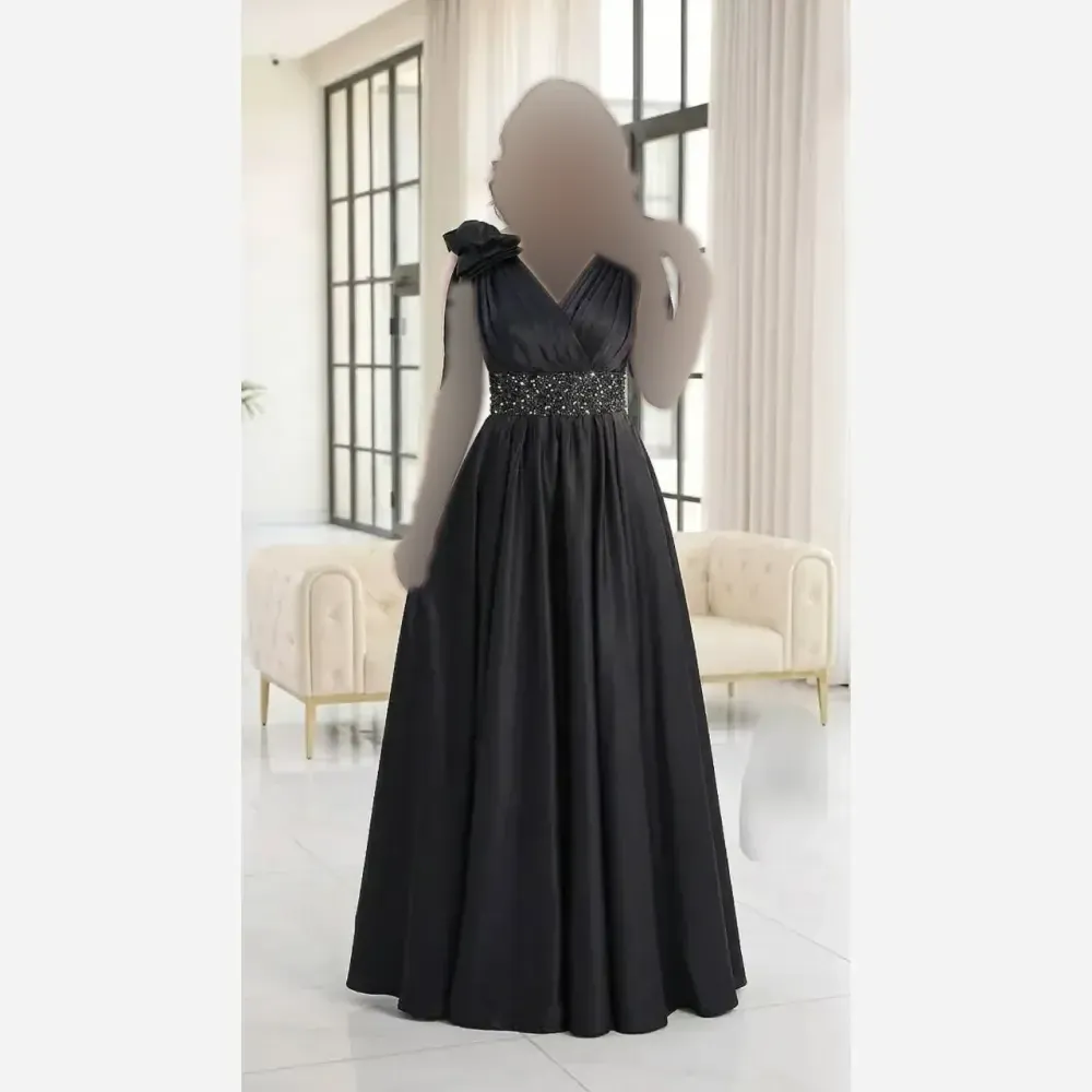 ماکسی مجلسی زنانه لاله ساتن تافته مشکی سایز 36 تا 52