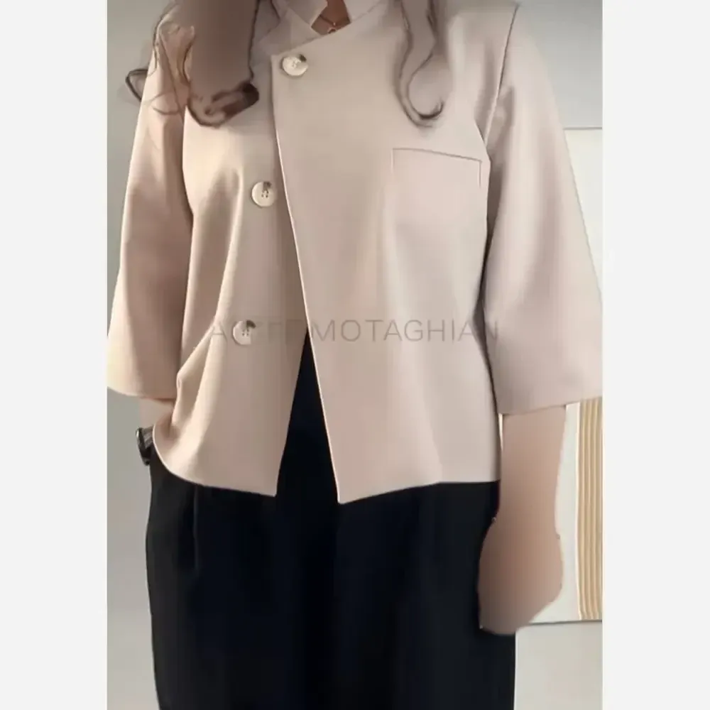کت شلوار زنانه مدل بابونه جنس مازراتی درجه یک رنگ کرمی مشکی