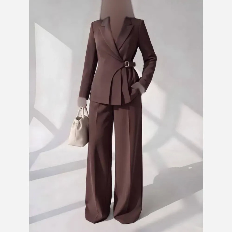 ست کت و شلوار زنانه مازراتی چیندار فری سایز