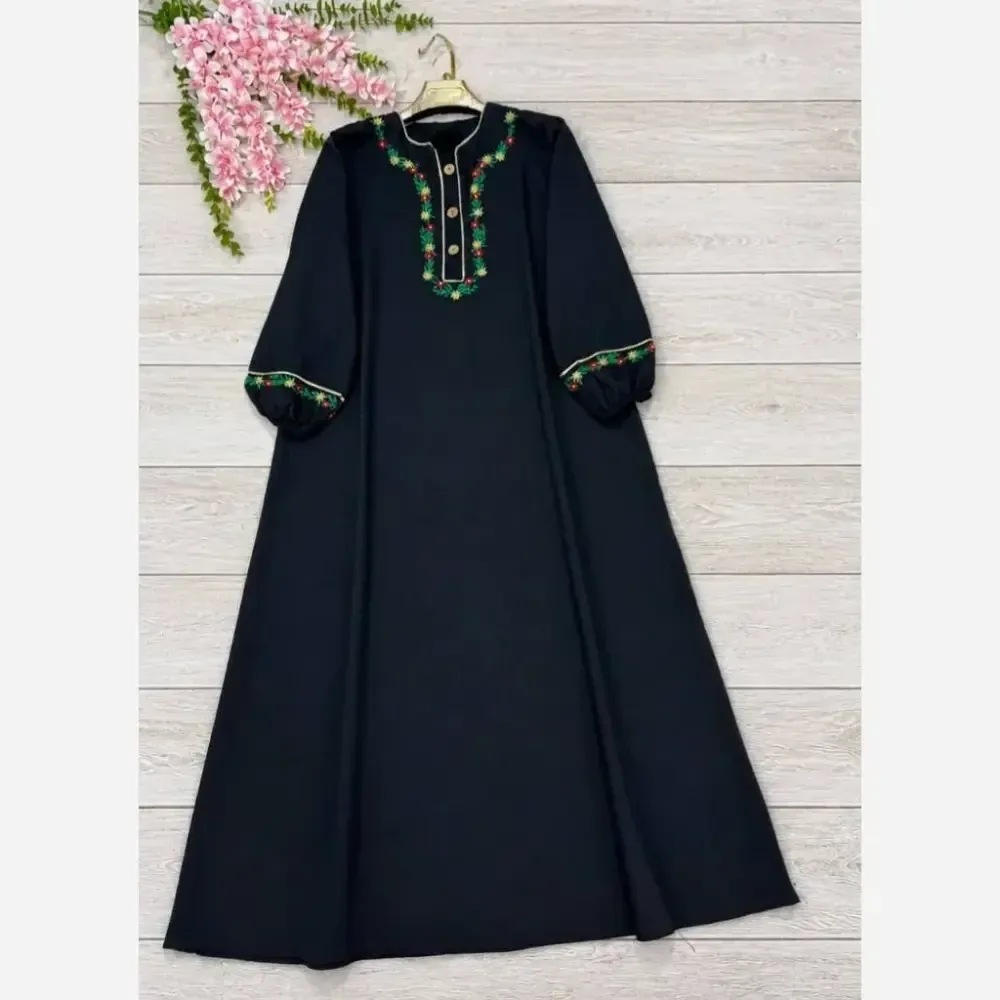 کفتان گلی لینن و گلدوزی سایز بزرگ فری سایز تا 50 رنگ مشکی و سرمه ای