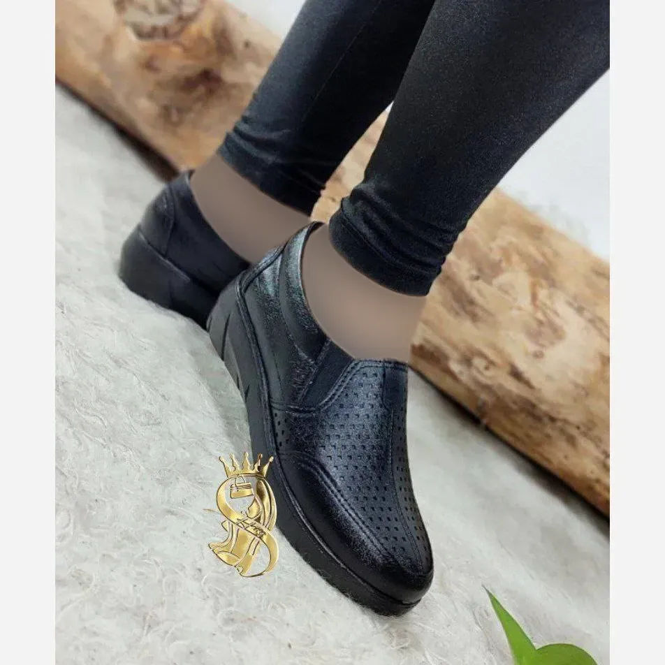 کفش طبی زنانه مدل جیتو چرم صنعتی مشکی و قهوه ای سایز 37
