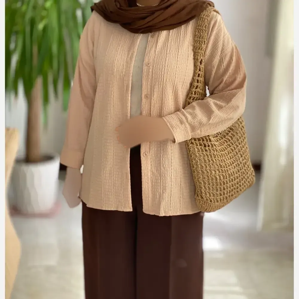 شومیز زنانه نیکی جنس بیسکوییتی حصیری فری سایز