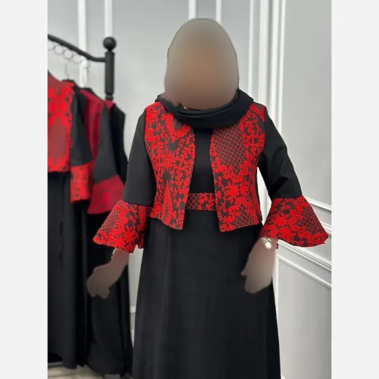 ست سه تیکه کت و سارافن و کمربند جنس کت تافته سارافن ژاکارد سایز فری 38 تا 48