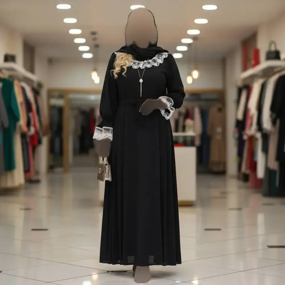 پیراهن عبایی محبوبه جنس الیزه مشکی گیپور سفید فری سایز
