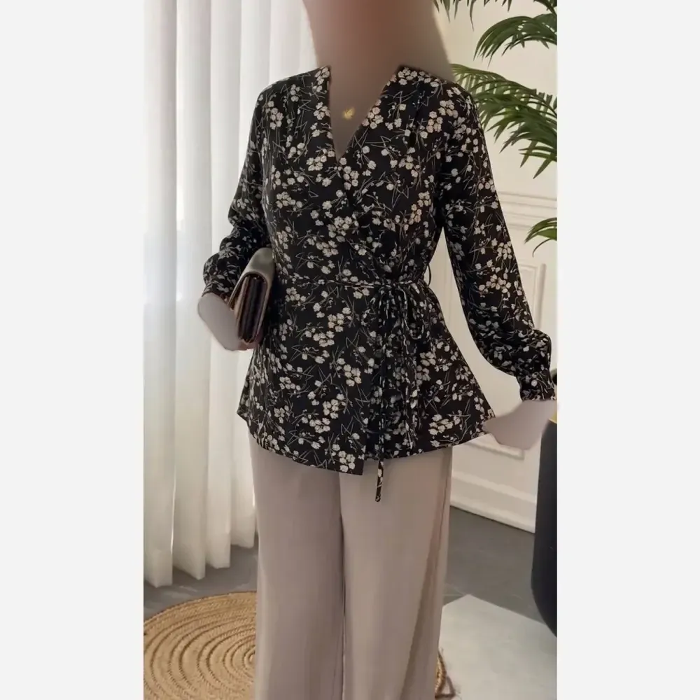 شومیز زنانه مدل ناهید فری سایز جنس الیزه و کرپ حریر