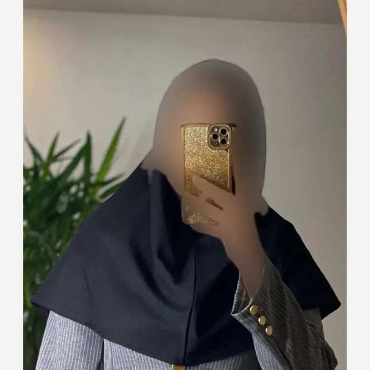 مقنعه تل دار سرمه ای جنس تترون بروجرد قد 80