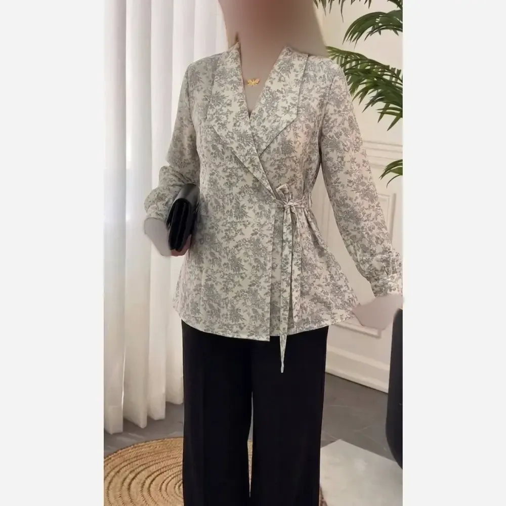 شومیز زنانه مدل ناهید طرح چپ و راستی فری سایز تا 48 جنس الیزه و کرپ حریر