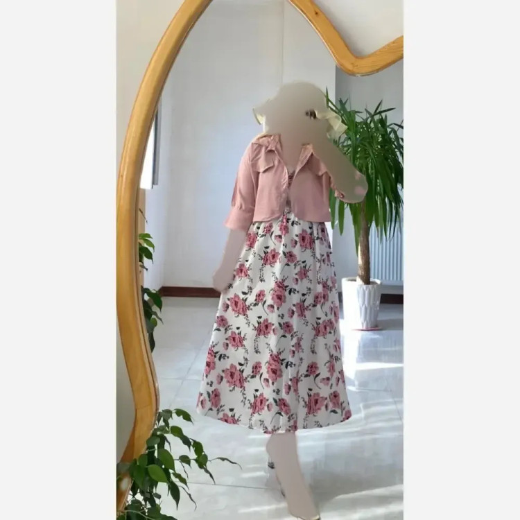ست کت و سارافون زنانه مدل سودا جنس شانتون کریشه و ابروبادی رنگ صورتی فری سایز (2)