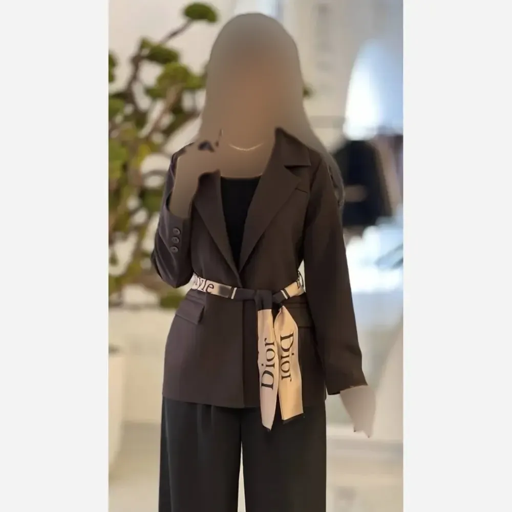 کت زنانه مدل دیور جنس بزایاق درجه یک به همراه کمربند
