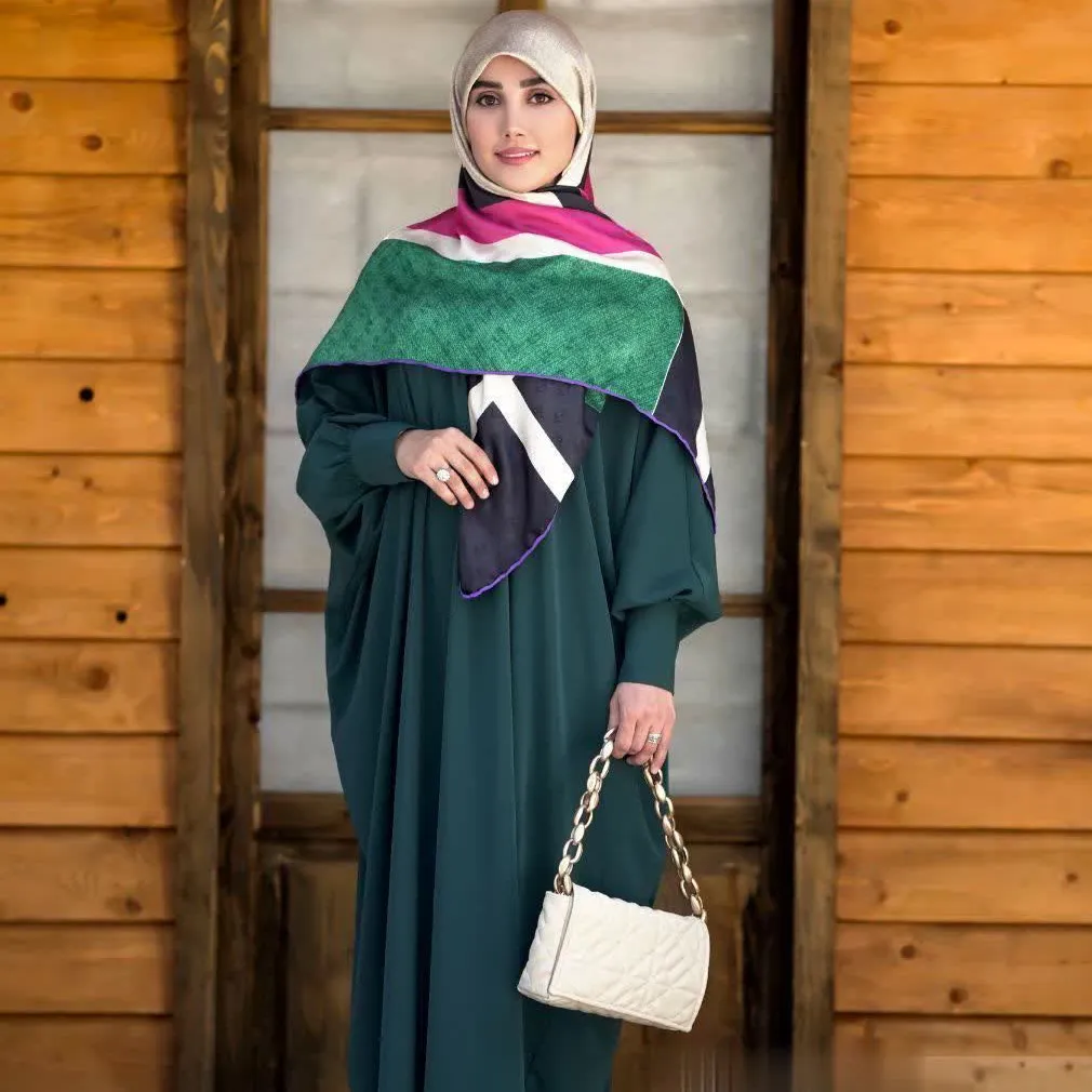 مانتو عبایی عربی مدل بهاره جنس کرپ سوپر الیزه یقه گرد