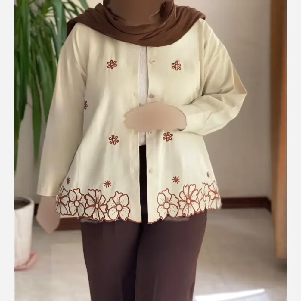 مانتو زنانه گلدوزی شده کتان لنین فری سایز مدل غزل