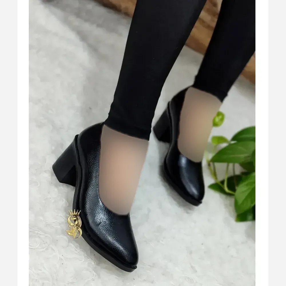 کفش مجلسی زنانه طبی پاشنه هفت سانت چرم تسلا مشکی