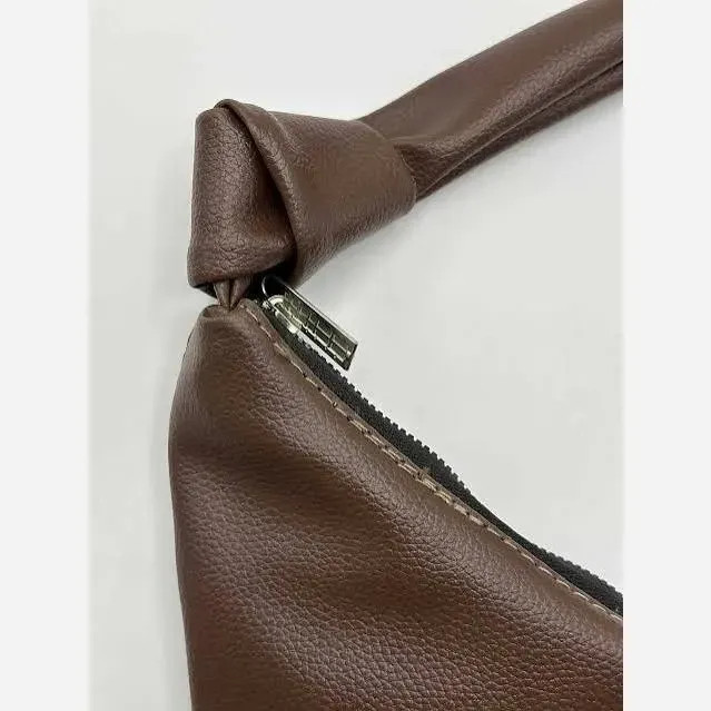 کیف دوشی زنانه چرمی بند گره ای ابعاد 30 در 40 سانتی متر