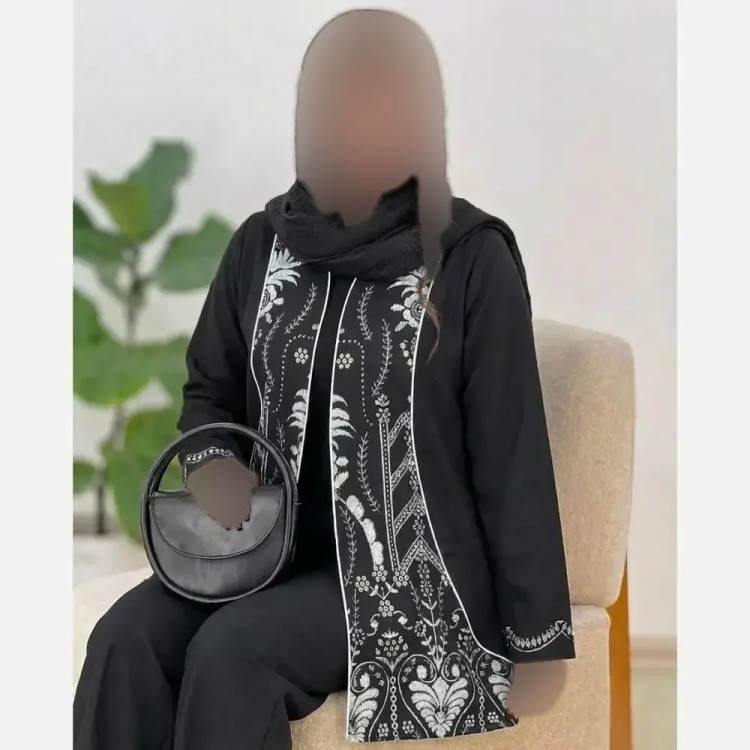 کت و شلوار زنانه مدل ماهنا جنس کرپ اندونزی خرجکار تافته فری سایز 36 تا 44