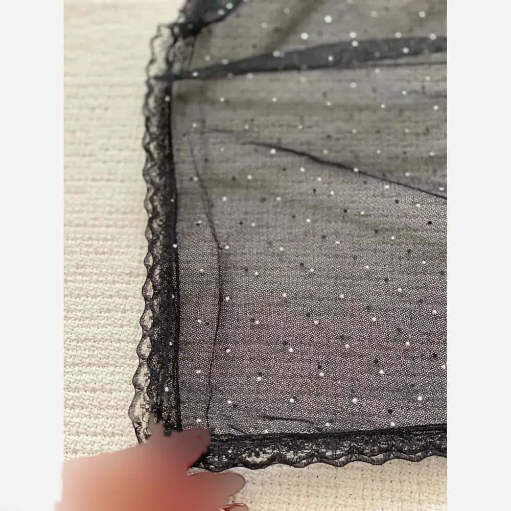 مینی اسکارف نگینی دانتل مشکی سایز 75 در 75