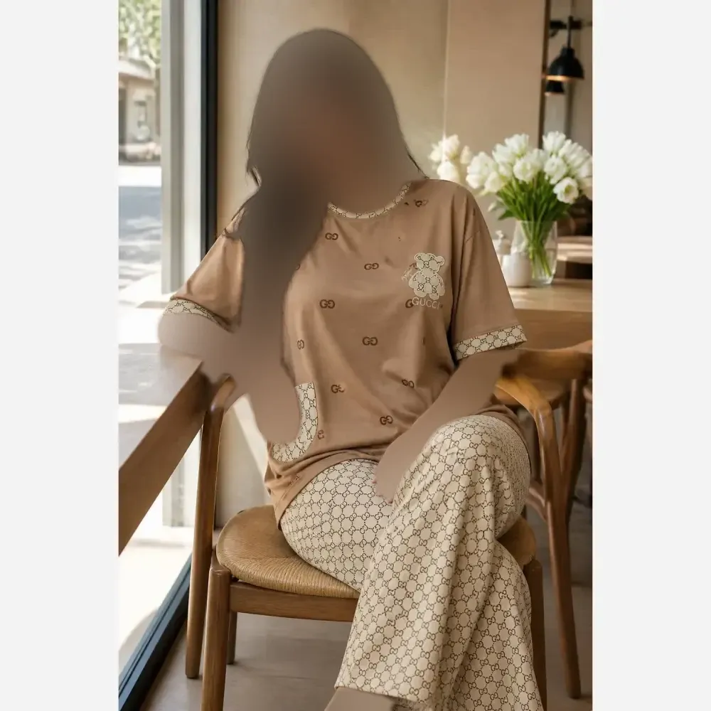 ست تیشرت و شلوار زنانه طرح گوچی خرسی جنس گلکسی نخ پنبه سایز فری 38 تا 48