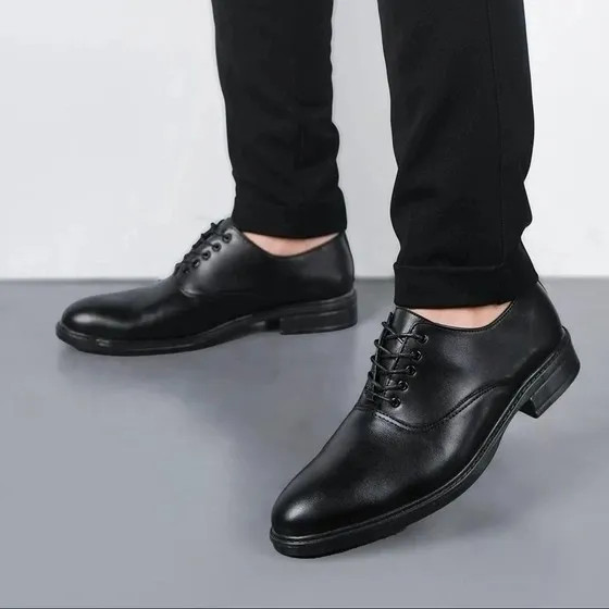 کفش اسپرت مردانه چرم صنعتی مدل بندی رنگ مشکی سایز 40 تا 44