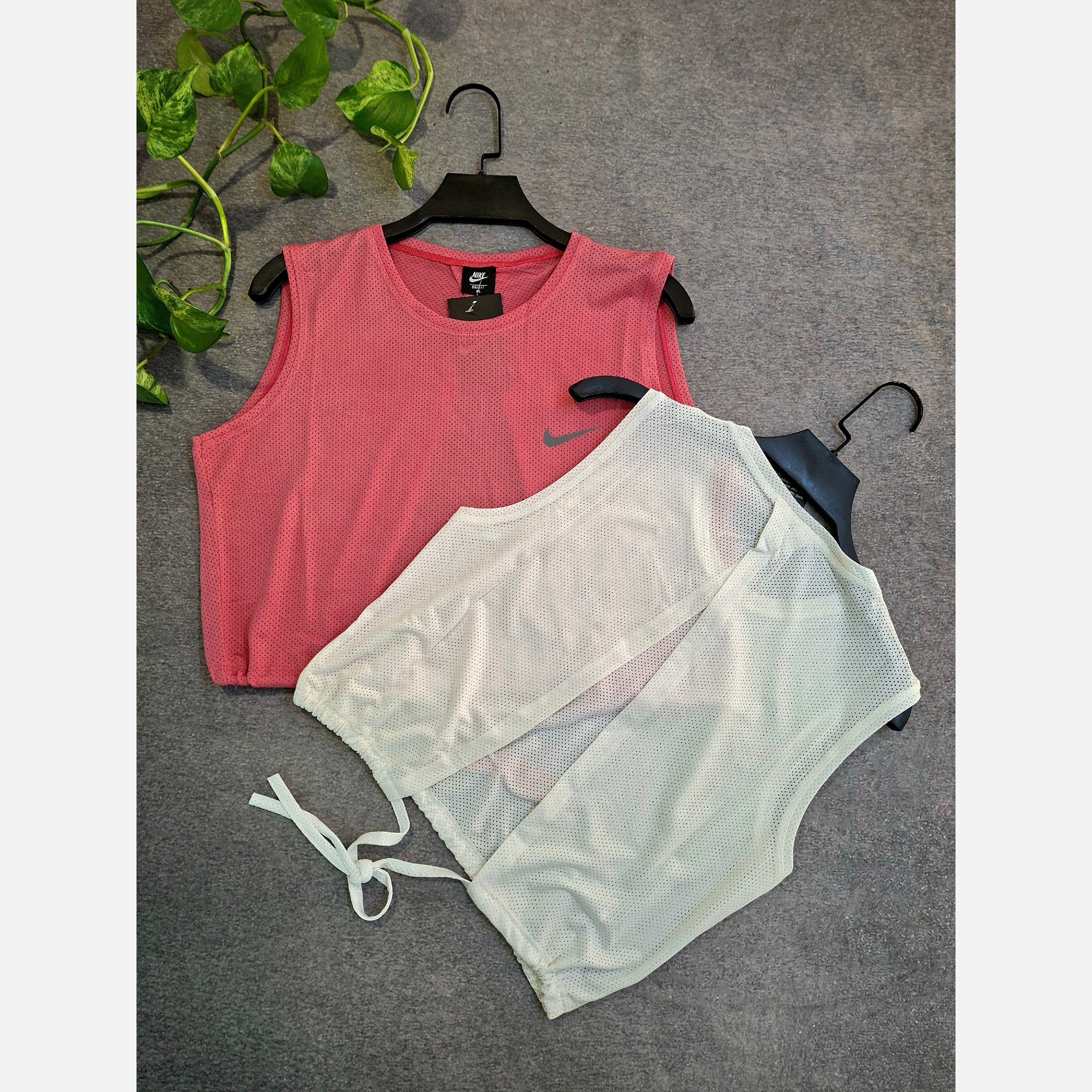 کراپ ورزشی زنانه پشت بندی nike در 5 رنگ
