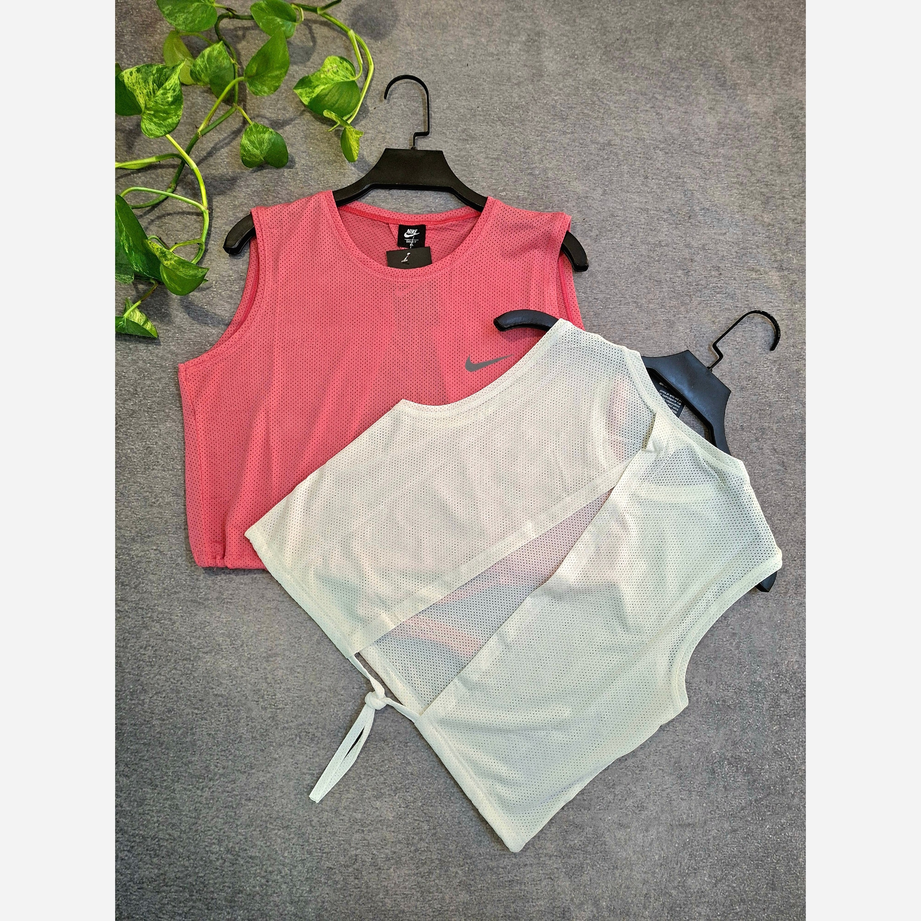 کراپ ورزشی زنانه پشت بندی nike در 5 رنگ