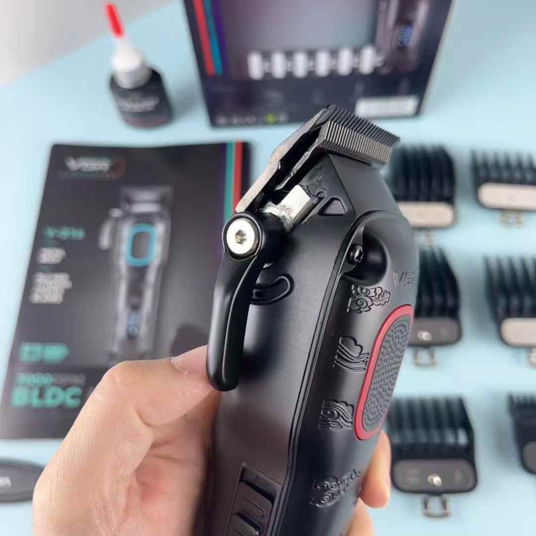 ماشین اصلاح موی سر و صورت vgr v_016 با 18 ماه گارانتی