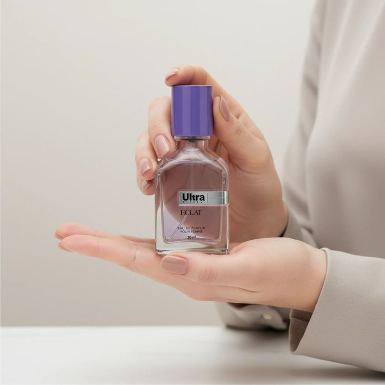 عطر جیبی زنانه اولترا ویرچوآل مدل ECLAT با رایحه شیرین حجم 30 میلیلیتر