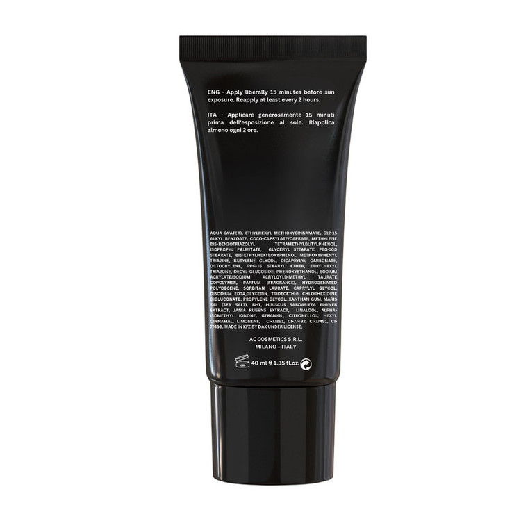کرم ضدآفتاب بی رنگ اورلین SPF50 مدل photo care حاوی محافظ PA+++ ،UVA ،UVB، فاقد چربی و غیرکمدونزا، مناسب انواع پوست حجم 40 میلیلیتر