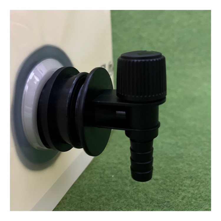 نگهدارنده آب 10 لیتری نیچرهایک مدل outdoor-10L