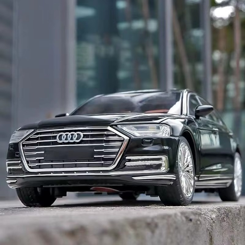 ماشین بازی مدل AUDI A8