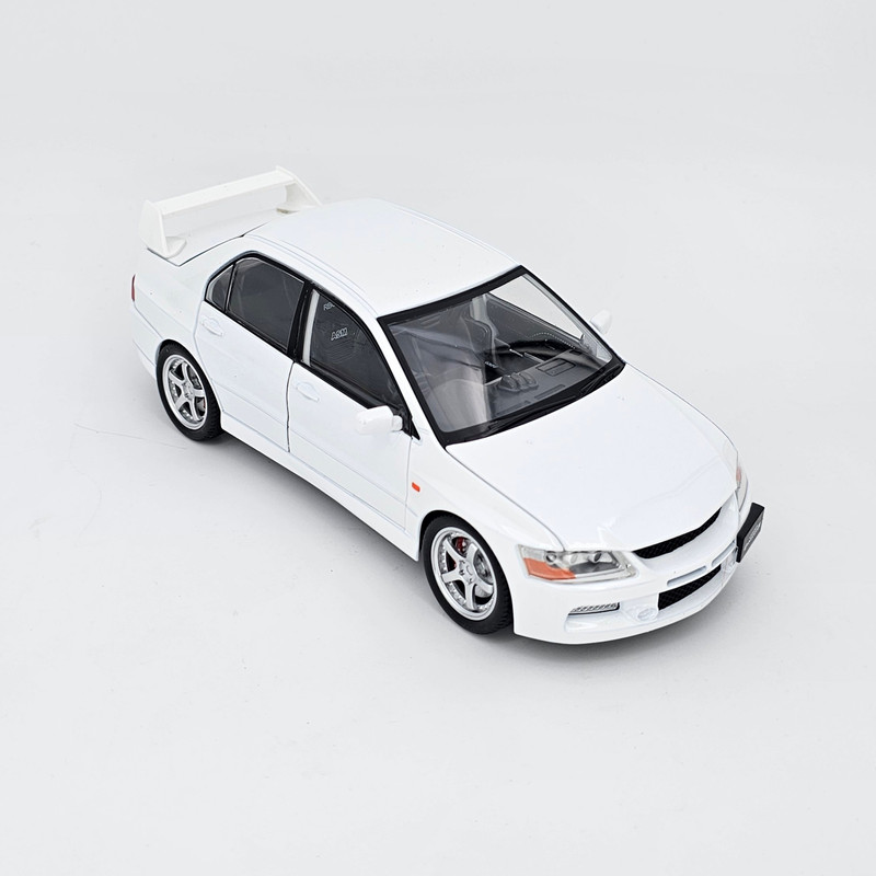 ماشین بازی مدل میتسوبیشی لنسر mitsubishi lancer