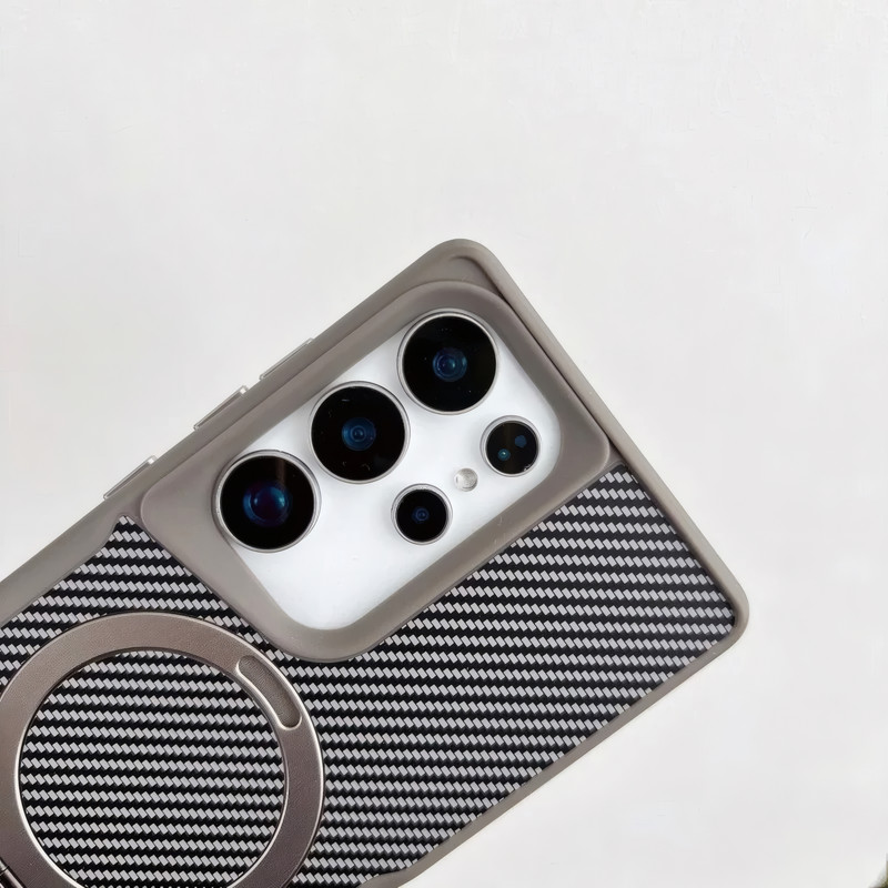 کاور مدل AeroCarbon مناسب برای گوشی موبایل سامسونگ Galaxy S25 Ultra