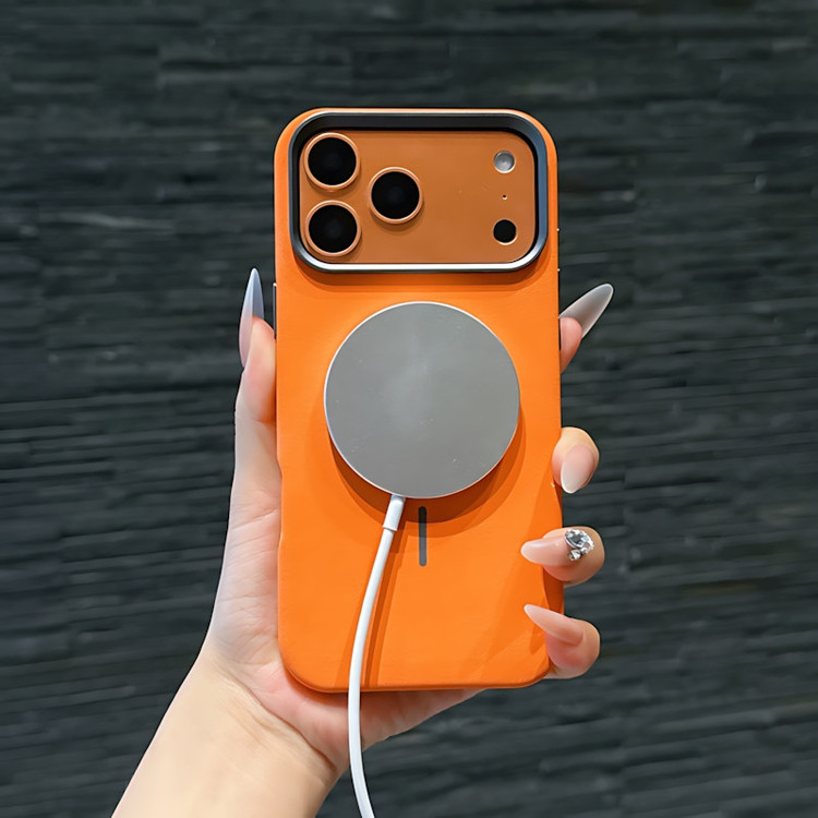کاور مدل Nobile مناسب برای گوشی موبایل اپل iPhone 17 Pro Max
