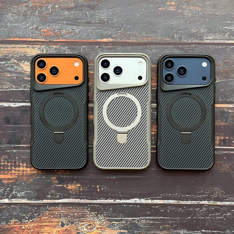کاور مدل AeroCarbon مناسب برای گوشی موبایل اپل iPhone 17 Pro Max