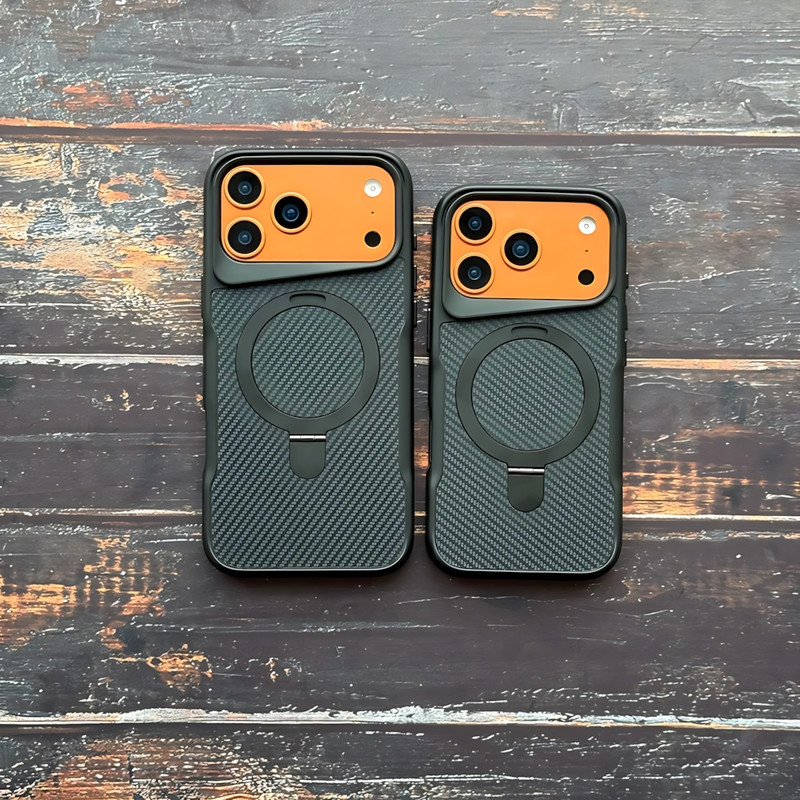 کاور مدل AeroCarbon مناسب برای گوشی موبایل اپل iPhone 17 Pro Max