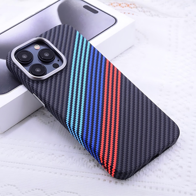 کاور مدل Vira مناسب برای گوشی موبایل اپل iPhone 16 Pro
